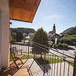 Schorn Hotel 3*