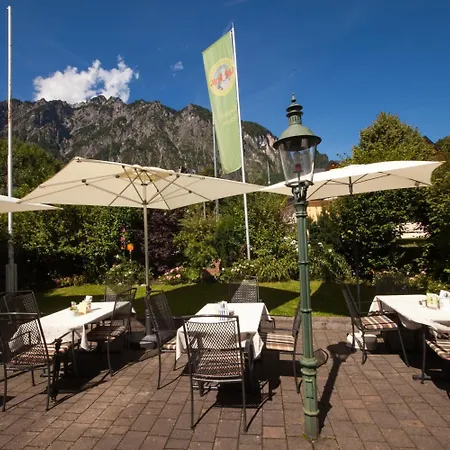 ホテル Schorn Sankt Leonhard