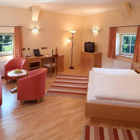 Schorn Hotell Sankt Leonhard (Grodig)