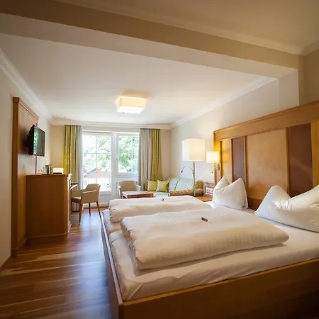 Schorn Hotell 3*
